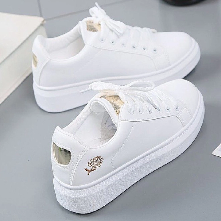 Women's board shoes