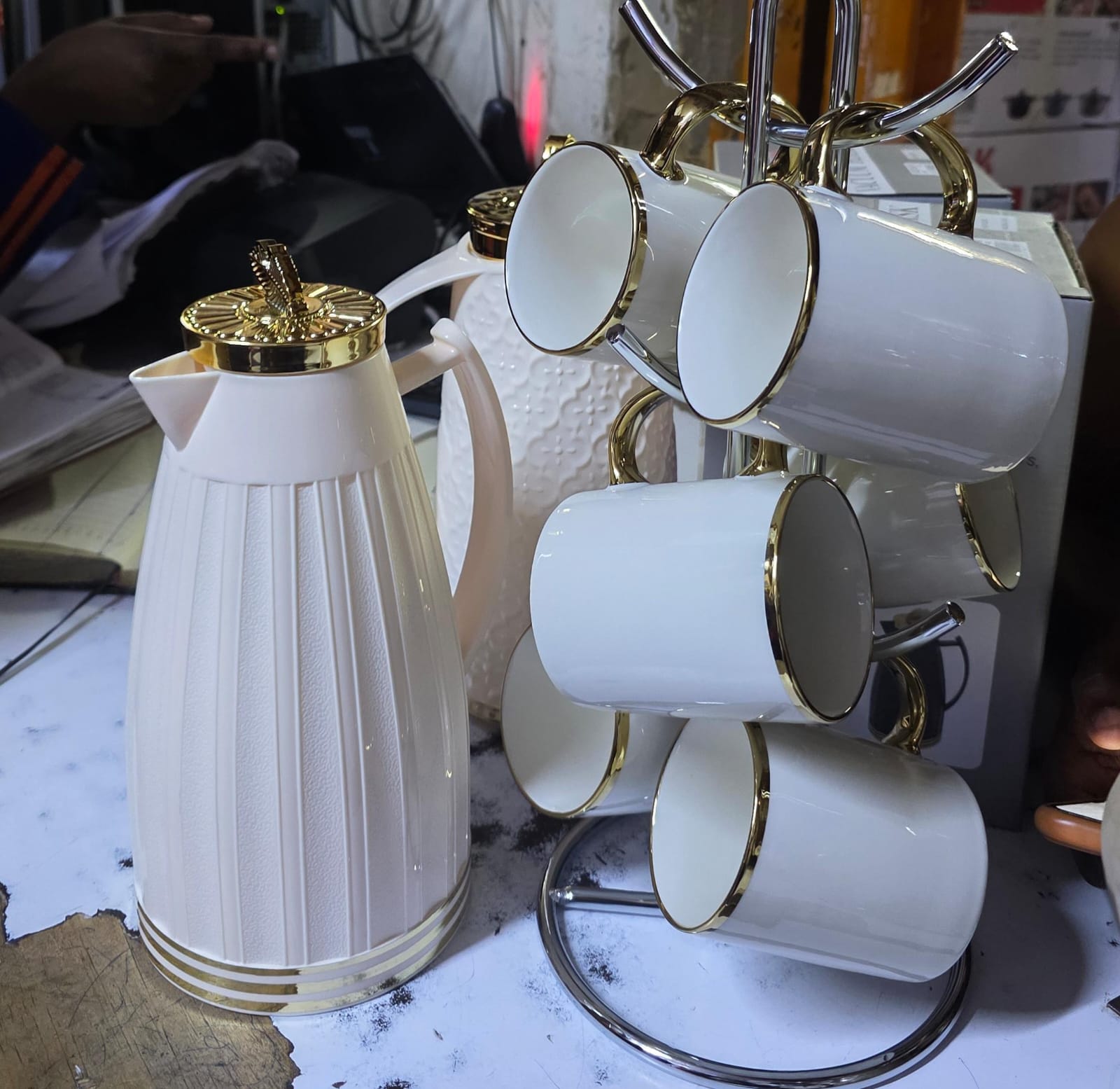 1L vacuum+flask 6 pcs mugs