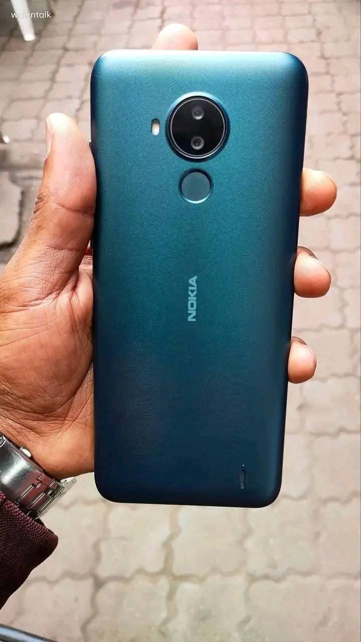Nokia C30